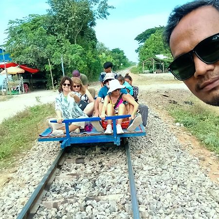 Family Batcave Homestay Battambang Luaran gambar