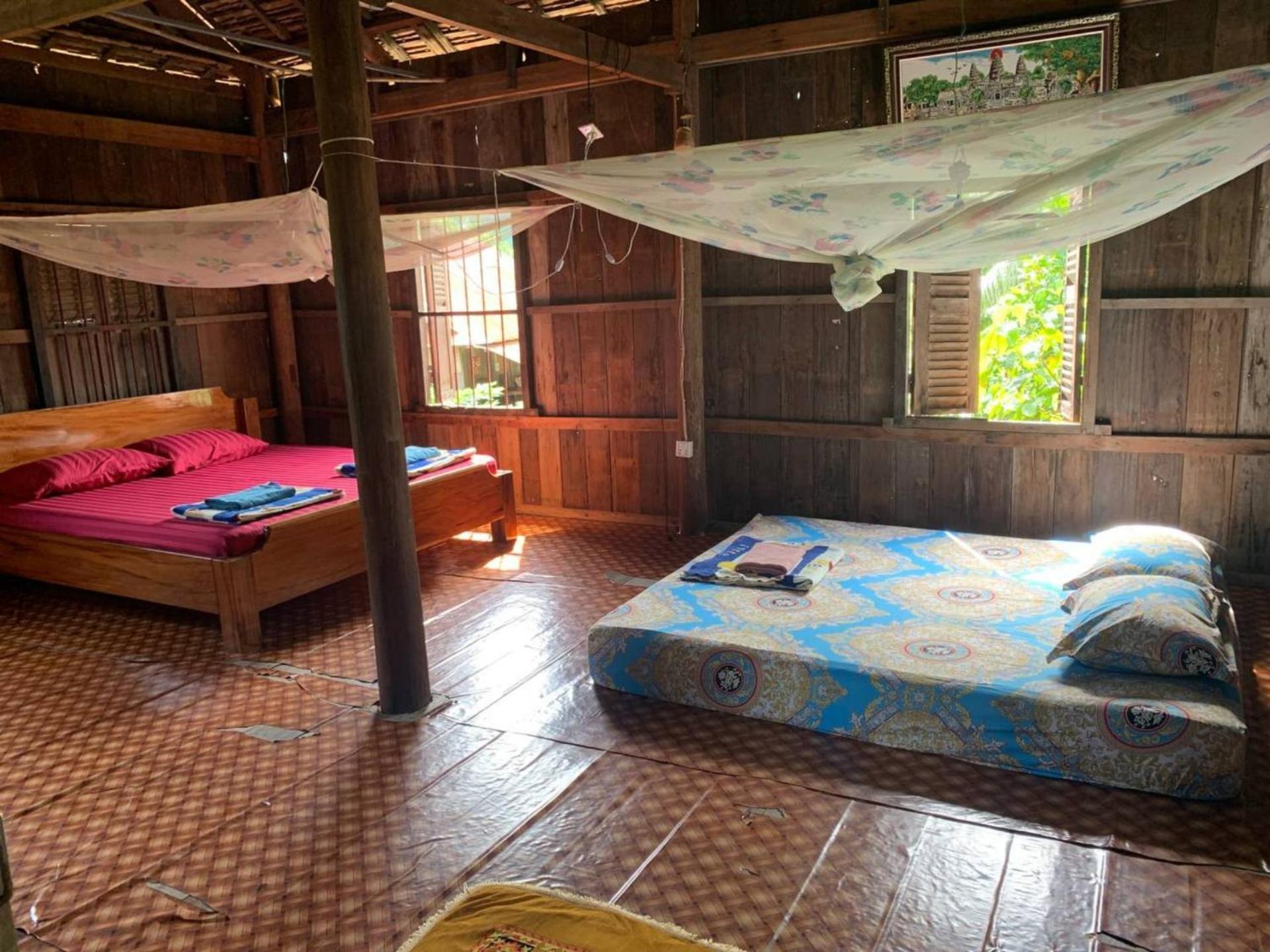 Family Batcave Homestay Battambang Luaran gambar