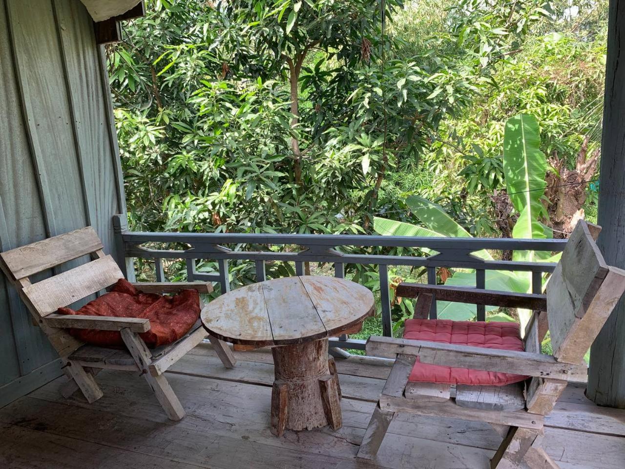 Family Batcave Homestay Battambang Luaran gambar