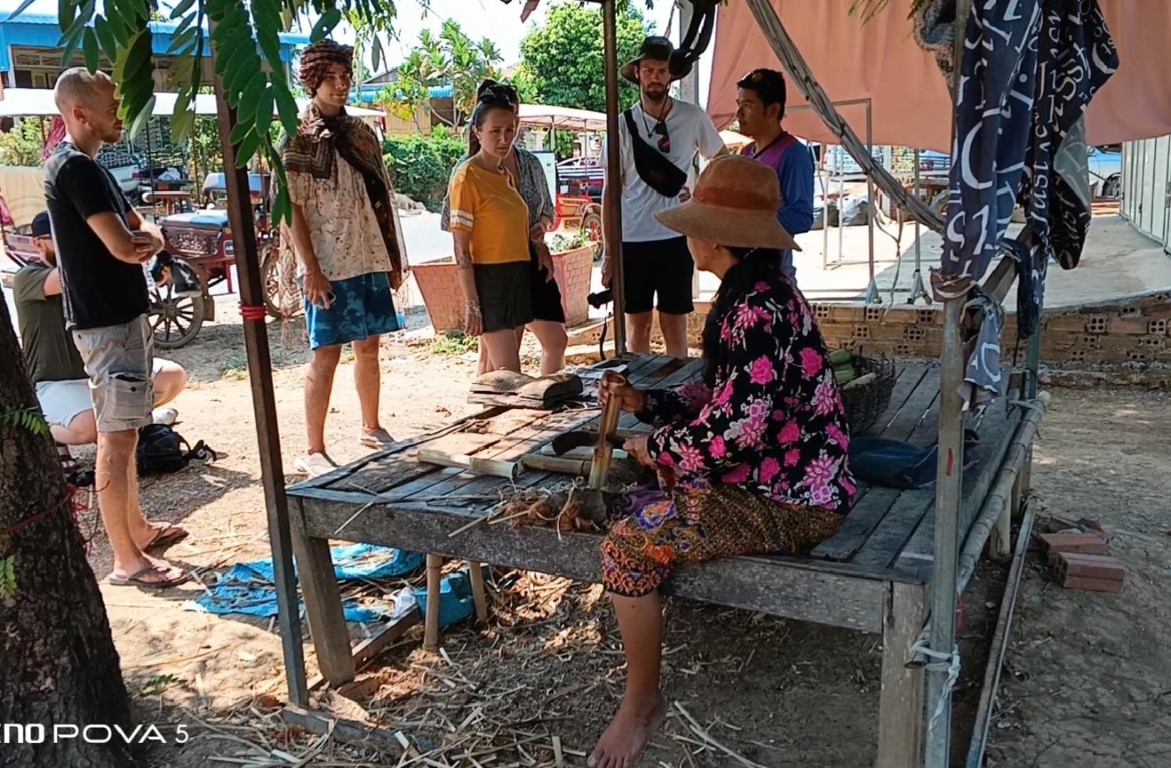 Family Batcave Homestay Battambang Luaran gambar