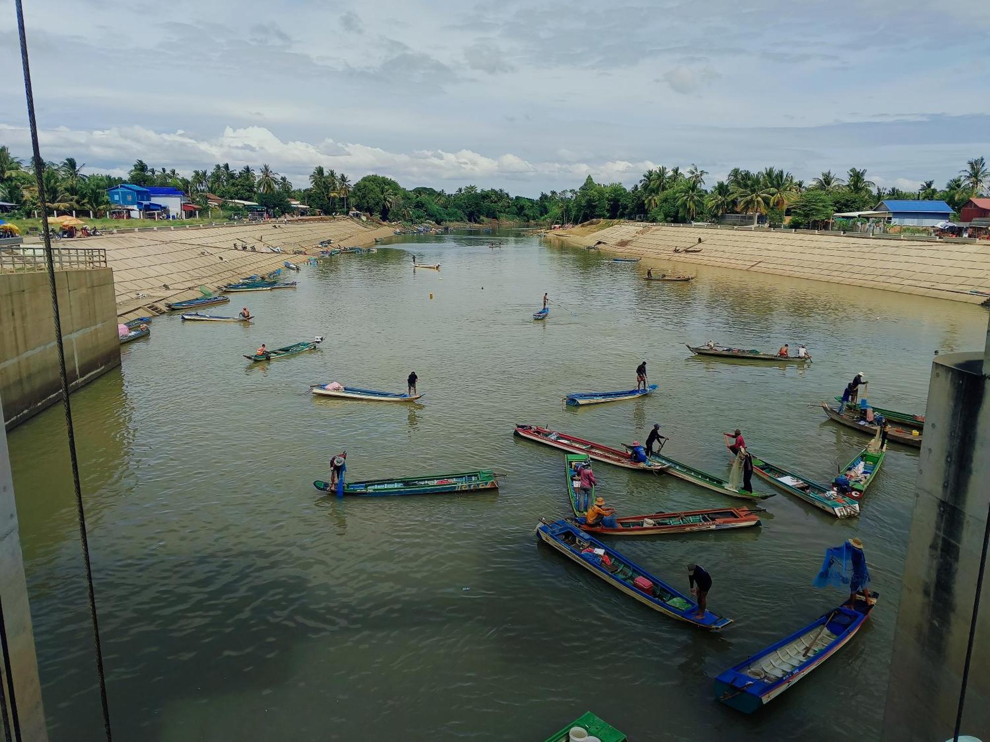 Family Batcave Homestay Battambang Luaran gambar
