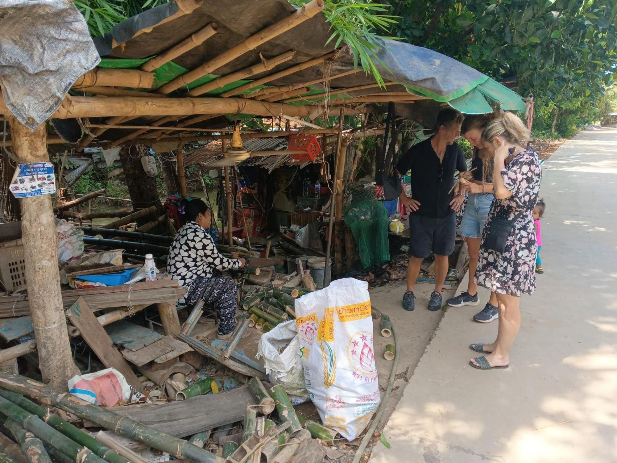 Family Batcave Homestay Battambang Luaran gambar