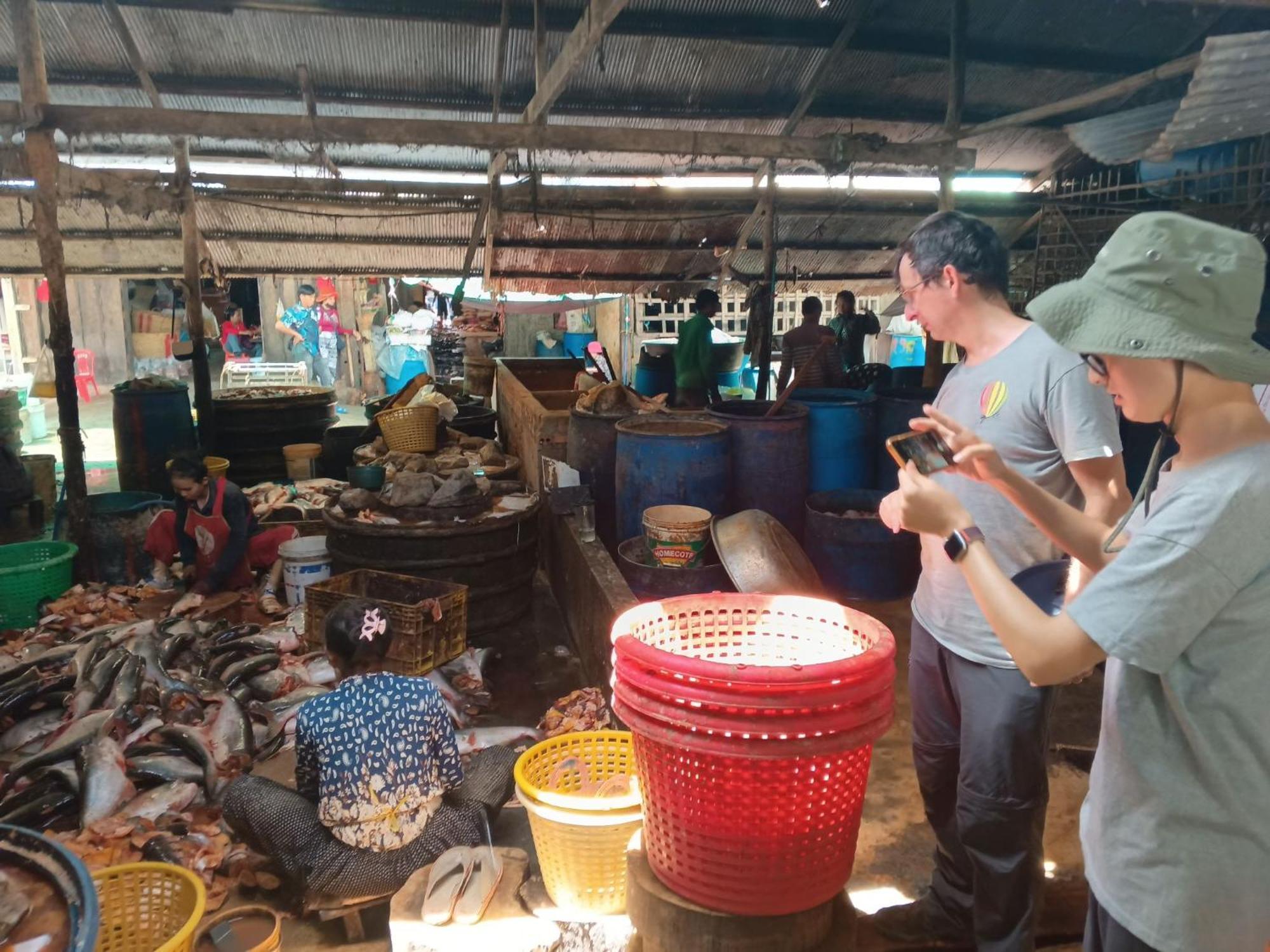 Family Batcave Homestay Battambang Luaran gambar